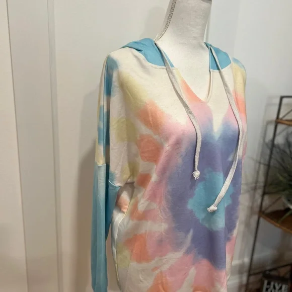 Colorful Tie-Dye Hoodie - Picture 2 of 6